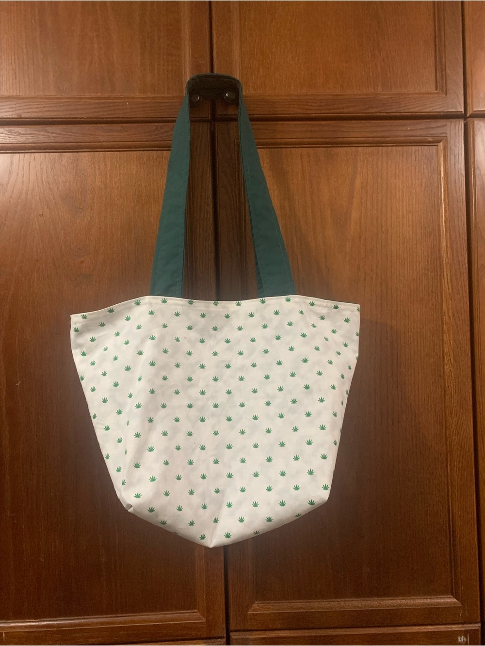 Tote Bag with 420 Green Leaf Print and Dark Green Straps